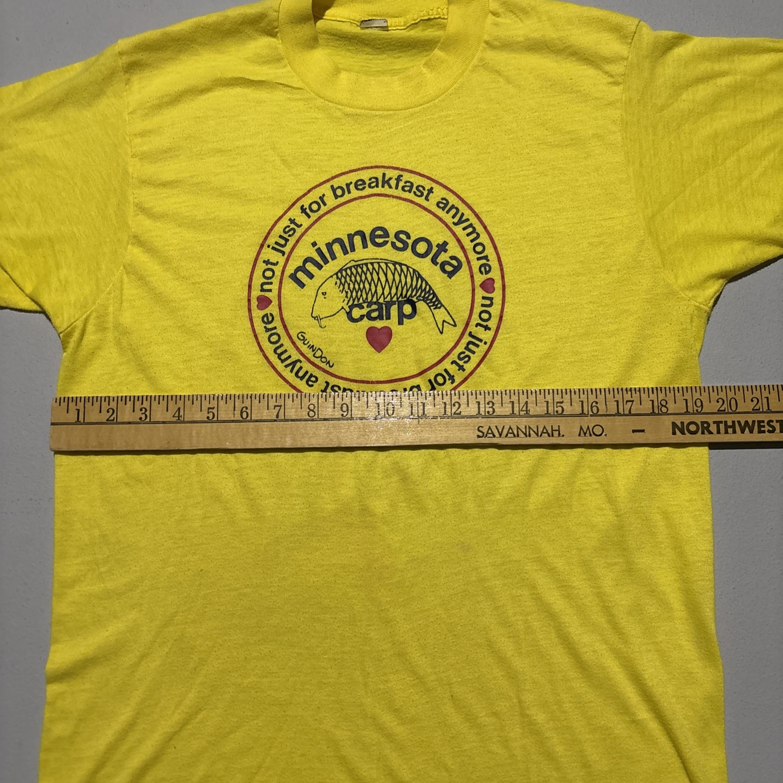 Vintage 80s Minnesota Carp Graphic T-Shirt Fish XL Screen Stars Yellow