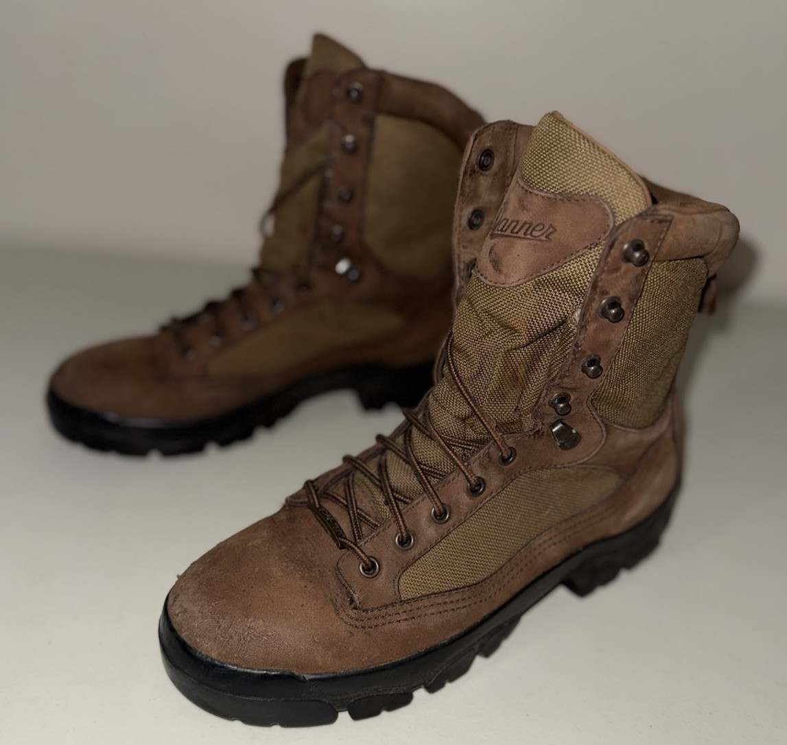 Danner Big Horn 52200 Steel Toe Boots Men’s 9.5 D Brown Leather Vibram Work