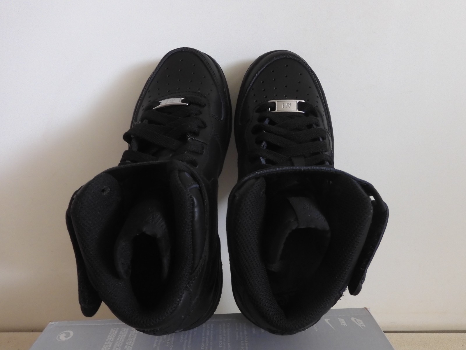 Nike Air Force 1 Mid (GS) All Black Black-Black Sz 4.5Y [314195-004]