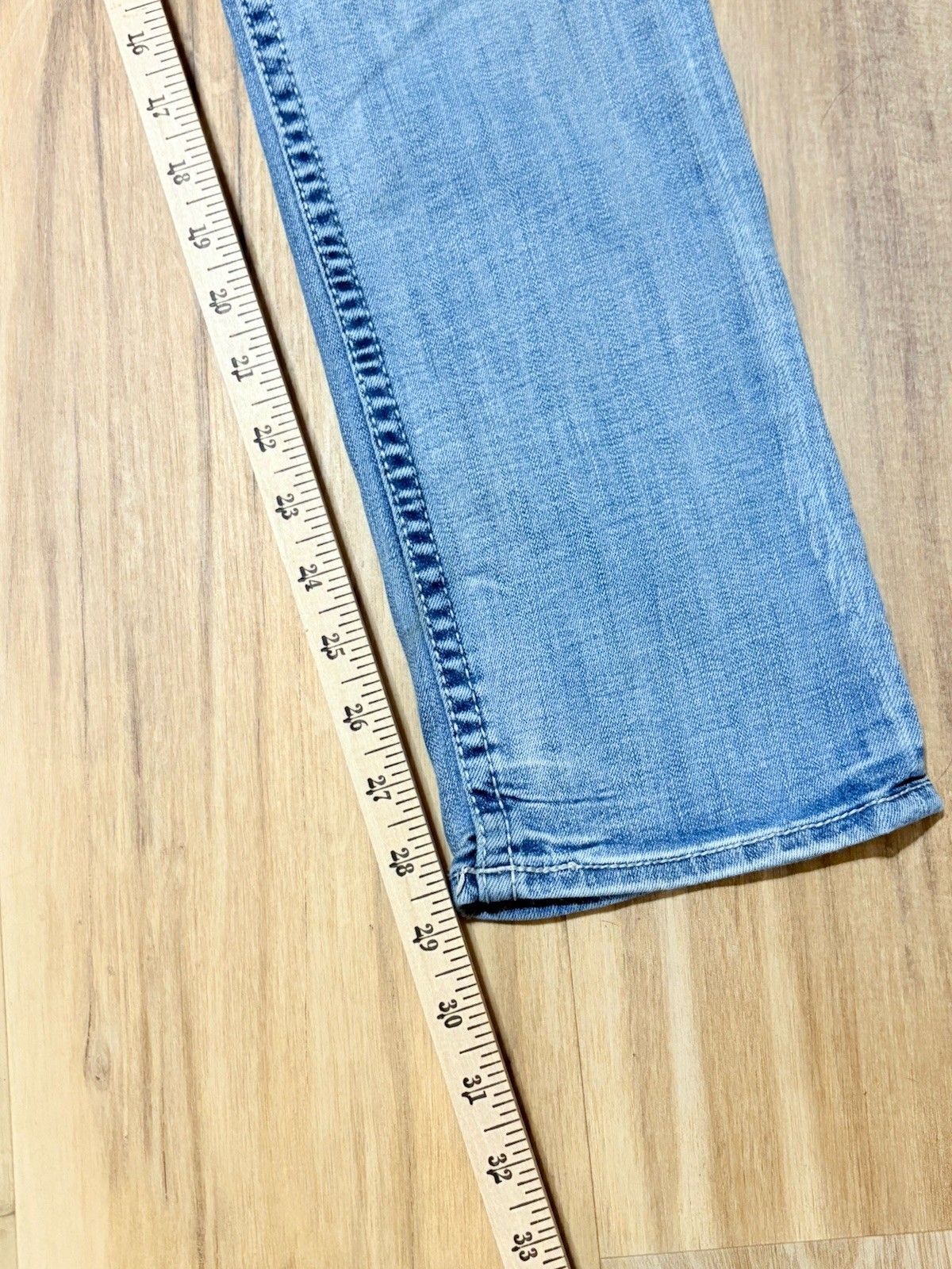 BKE Buckle Alec Slim Straight Jeans Men’s Stretch Medium Wash Distressed Denim