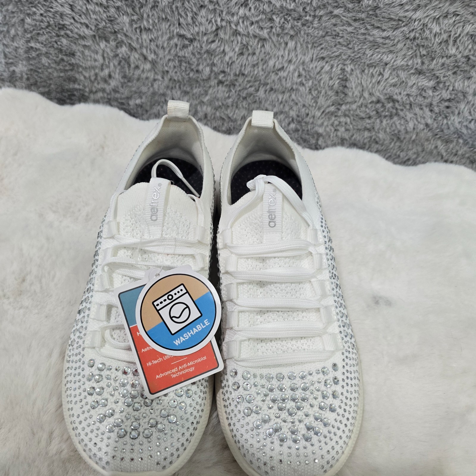 Aetrex Carly Arch Support Sneaker White Sparkle Women’s Size 37 or US 7 *NOTES