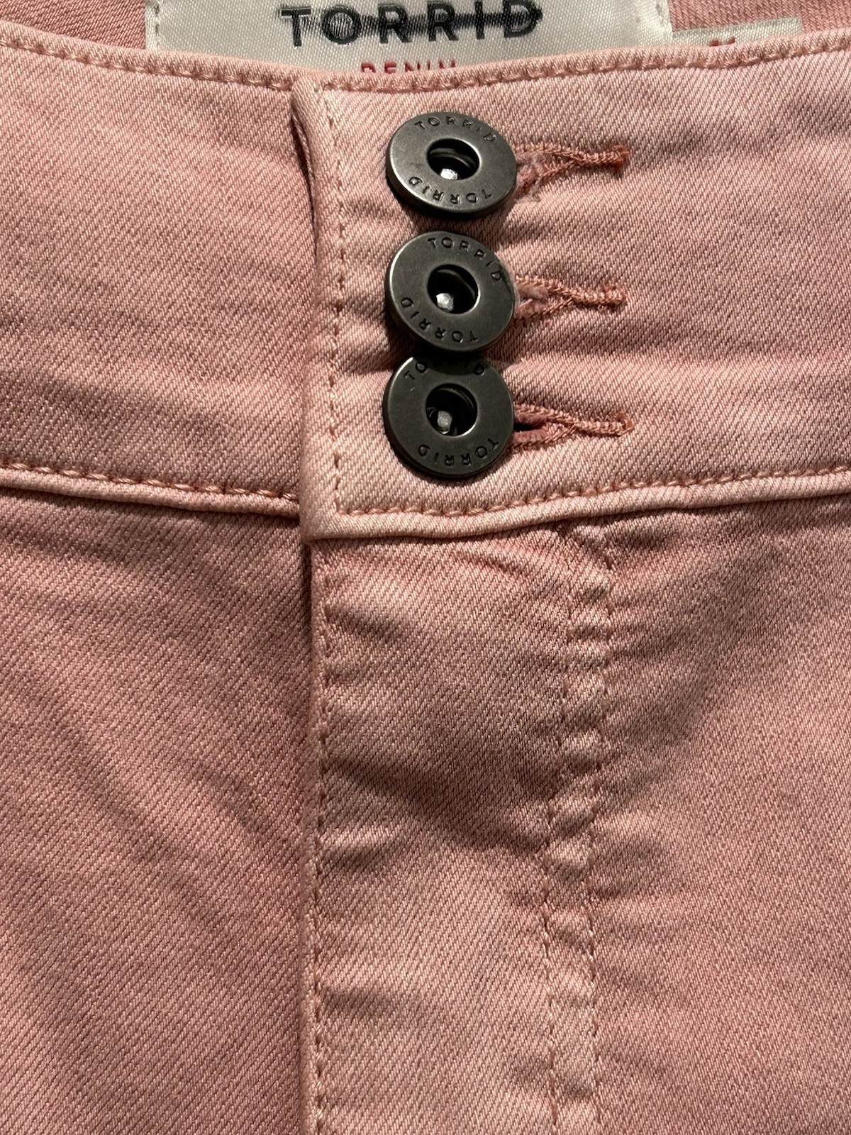 Torrid Pink Stretch Denim Jeggings with Zipper and Button Closure – Size 20