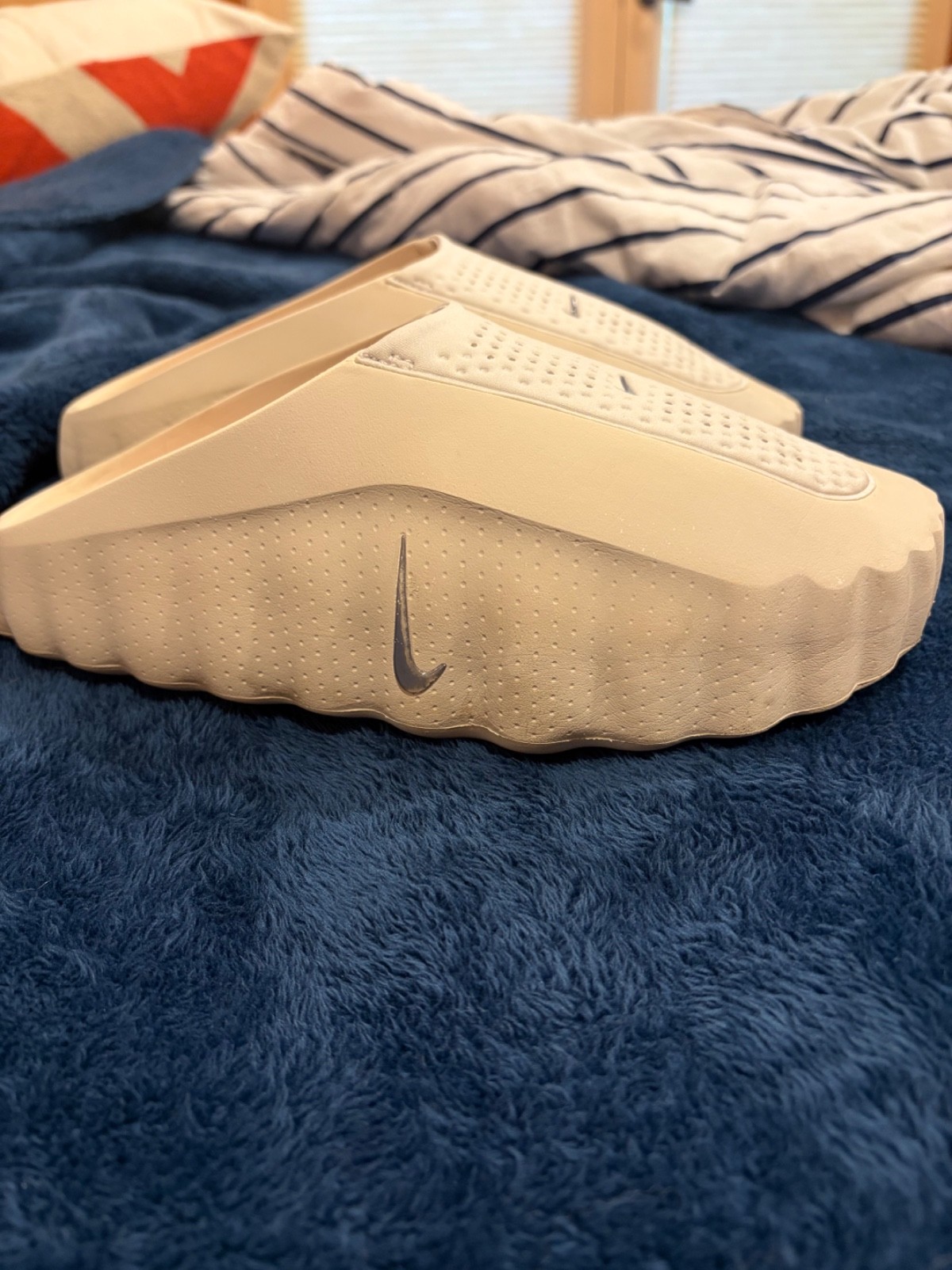 Nike Mind Slides – White – Size 11