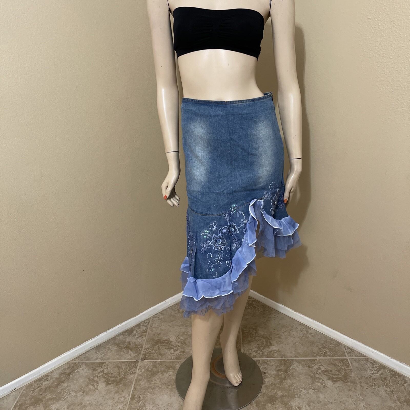 Women’s Blue Denim Cotton Casual Stretch Bead Boho Zipper Size M(6-8) Skirt 3277