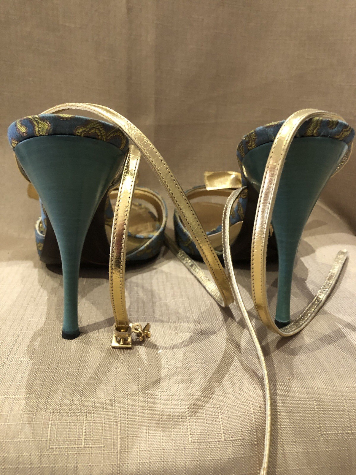 Gorgeous Cesare Paciotti Jacquard Silk Heels Shoes 3 81/2 Excellent Cond.