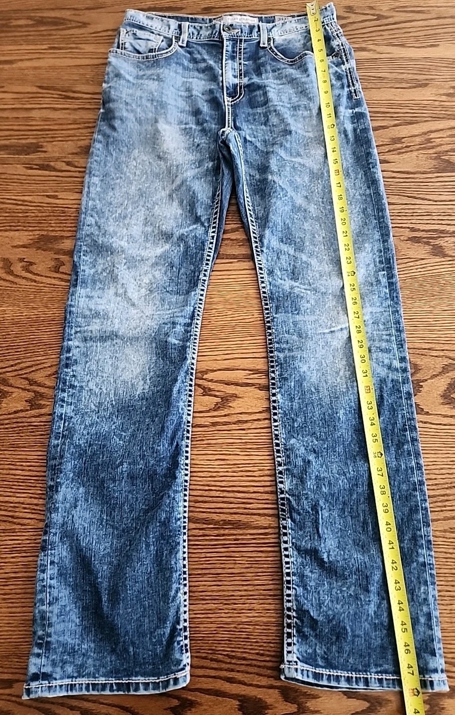 Buckle BKE Tyler Straight 34XL Medium Wash Whiskering Men’s Blue Jeans 34/35