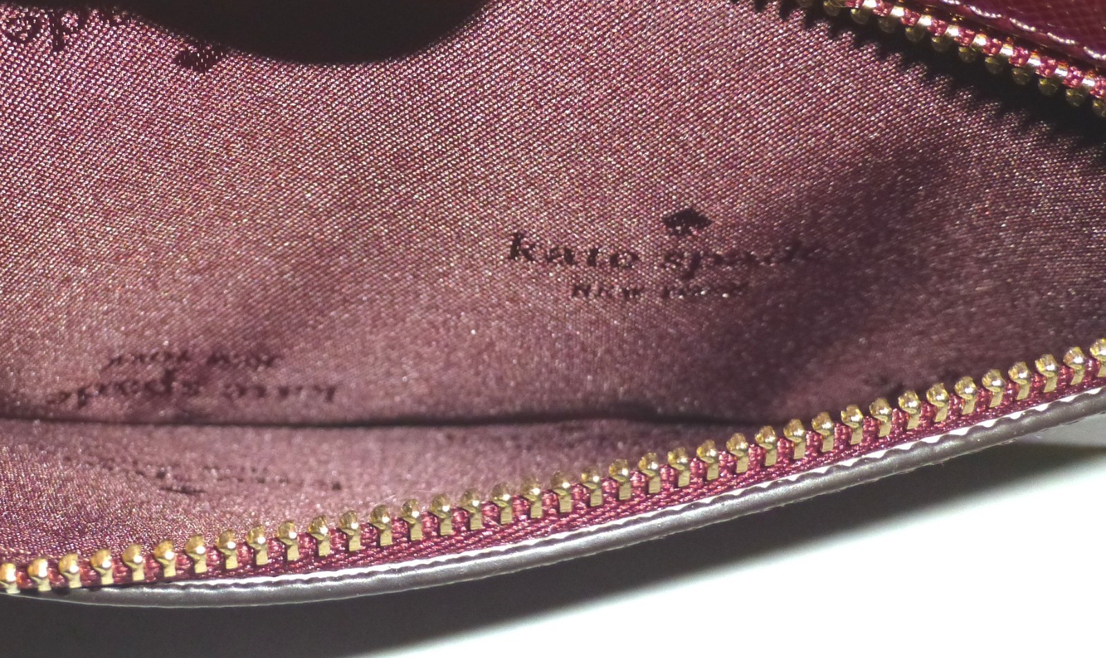Kate Spade Staci Medium L-Zip Leather Wristlet 7.75″x4.75″ HAS STAINS READ