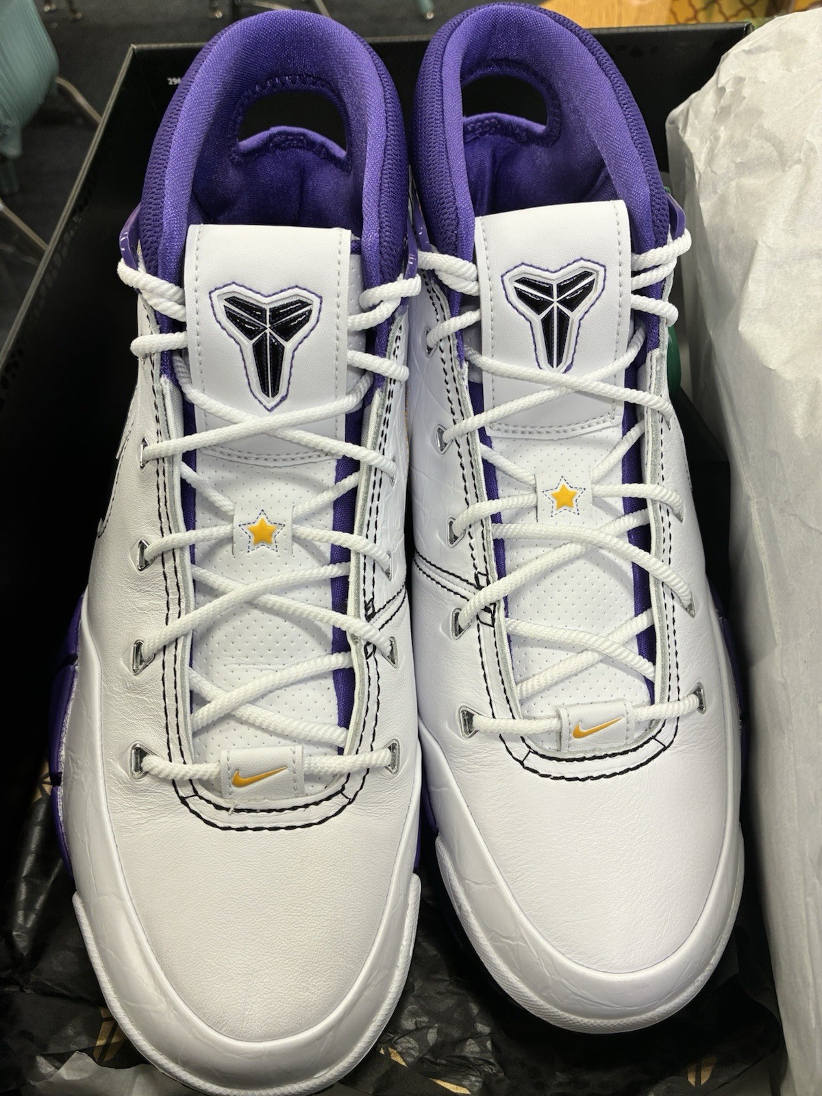 Nike Zoom Kobe 1 Protro “81 Points” White/Black/Purple Mid Top IM0542-100