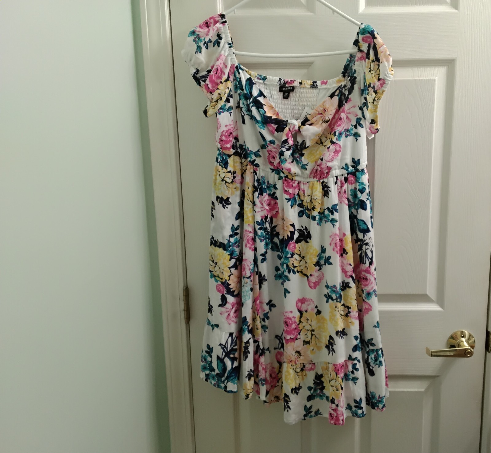 Torrid 00 White Multi Floral Mini Gauze Puff Sleeve Skater Dress NWT