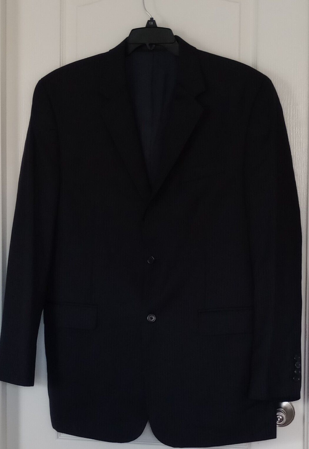 Michael Kors Men’s Suit Jacket Size 44L Black/white Pinstriped double vented