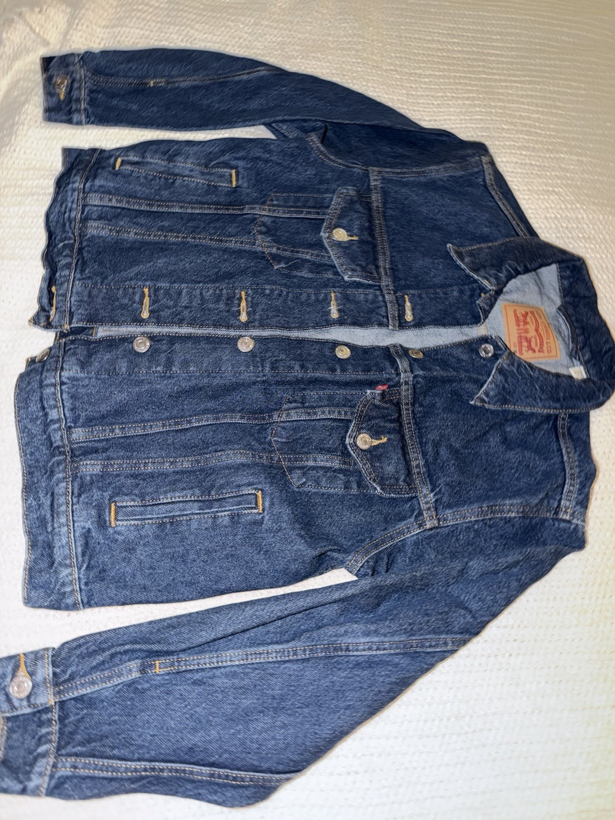 Levi’s Blue Jean Jacket Size M Button Front Collared Pockets Cotton