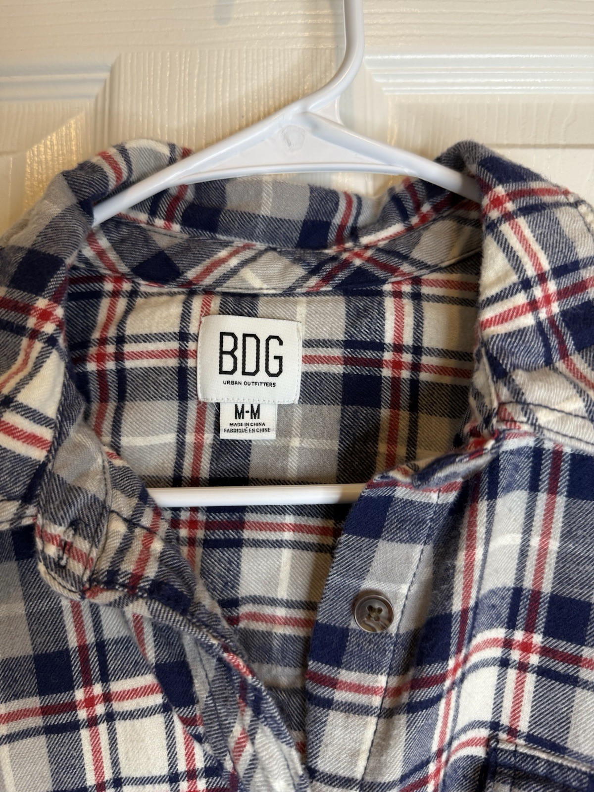 BDG WOMEN M Blue/White/Red Plaid Flannel Long Sleeve Button-Up Shirt Pocket