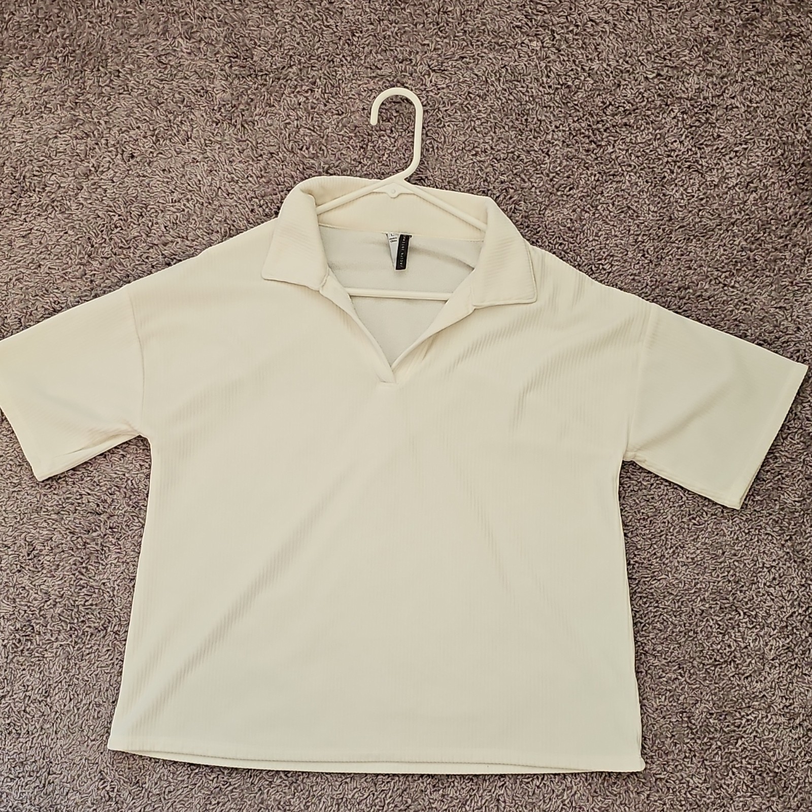 jaclyn intimates white solid knit polo collared short sleeve stretch top L