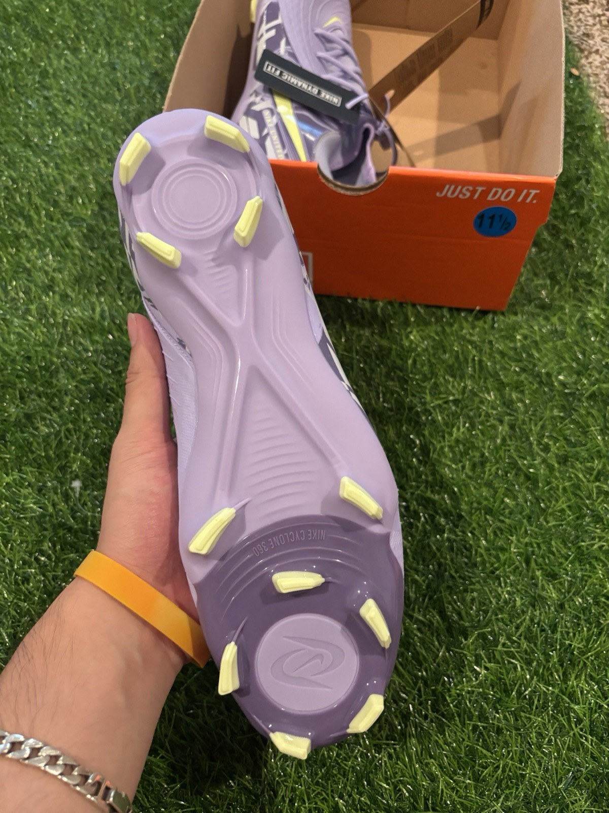 Nike Phantom Luna II Academy Purle FG/MG Soccer Cleat HF1598500 Men Size 11.5