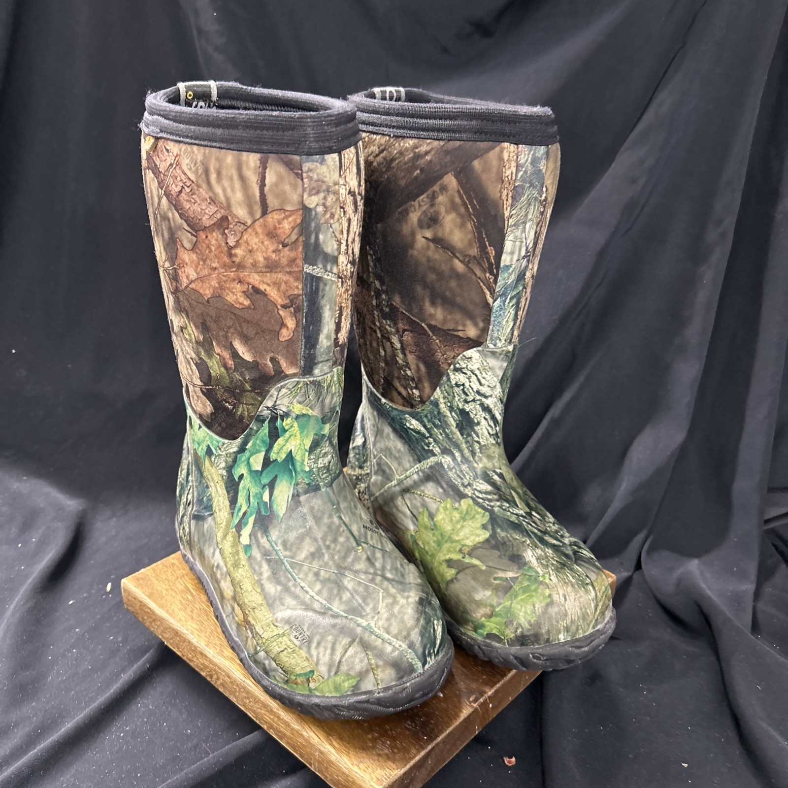 Bogs Kids 11 Classic High Rain Snow Camo Boots. Rated -30 Below