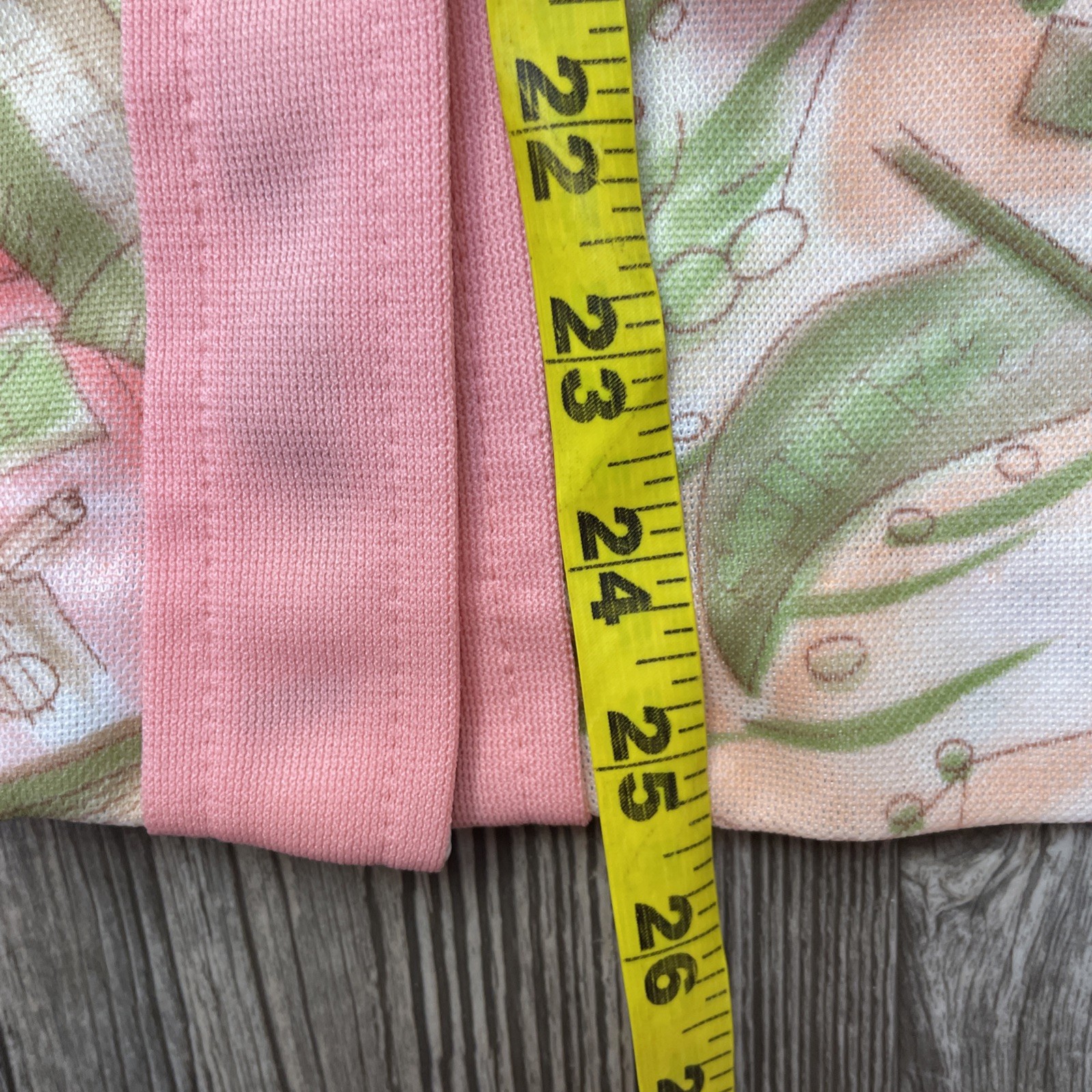 Vtg Novelty Print Polyester Blouse Retro Mod Women’s S Pink Green