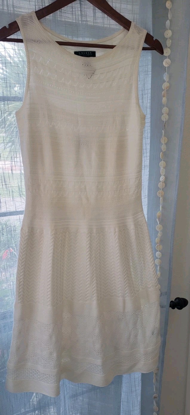 Lauren Ralph crocheted knit lvory Fit Flare Dress Size Medium Lined