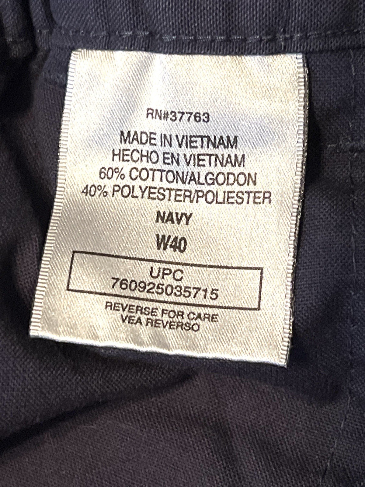 Savane Men’s Navy Blue Cargo Hiking Eco Smart Performance Shorts Size 40