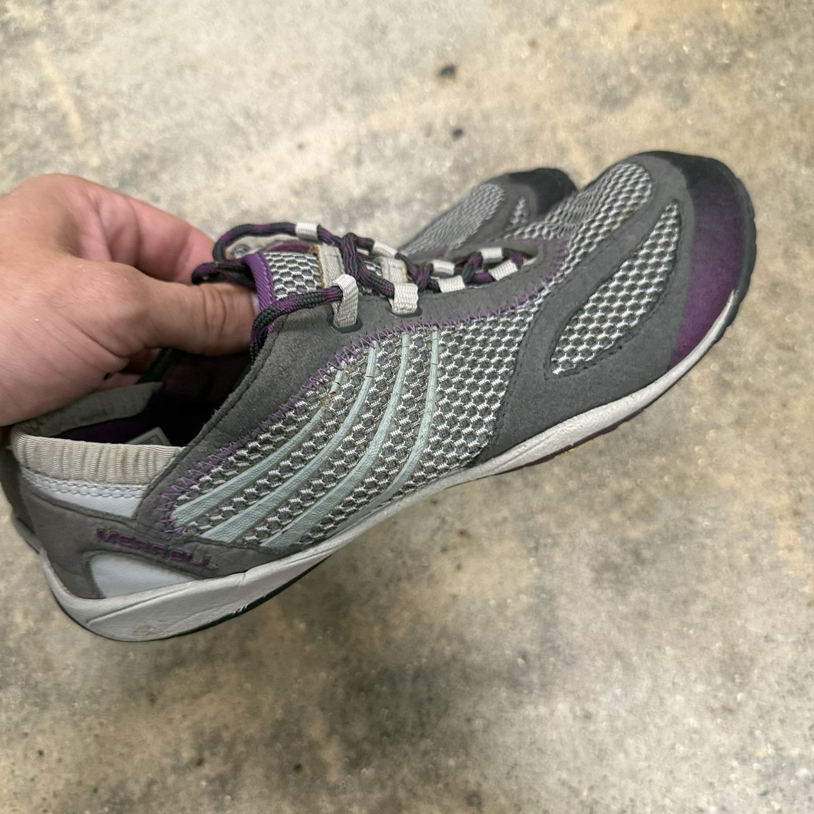 Merrell Pace Glove Dark Shadow Outdoor Hiking Shoe Womens 7.5 J68376 Gray Purple