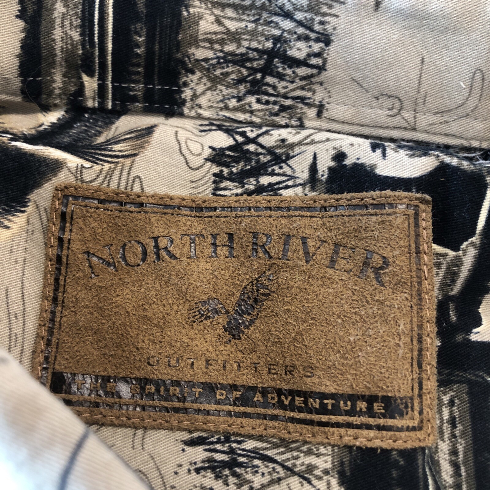 North River Shirt Long Sleeve Large Shirt Fishing Rod Lures Bass Boats