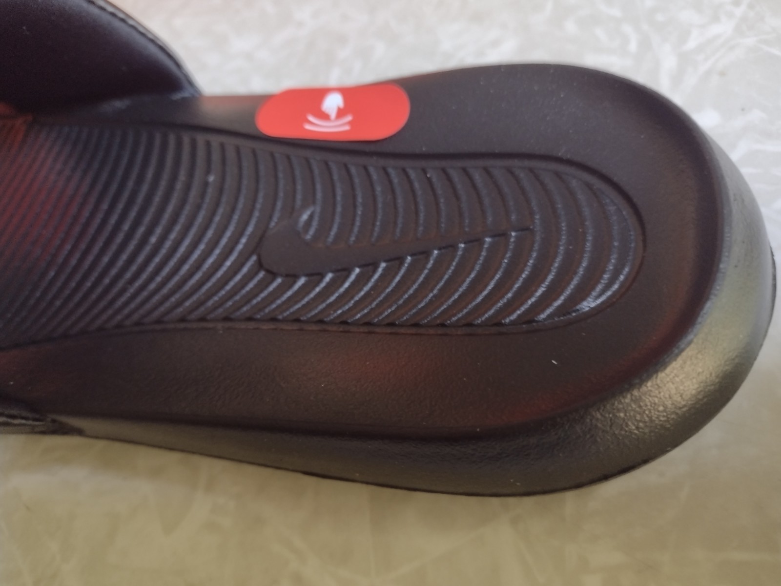 NEW, Men’s Nike Victori One Slides Black/University Red, Style # CN9675 004