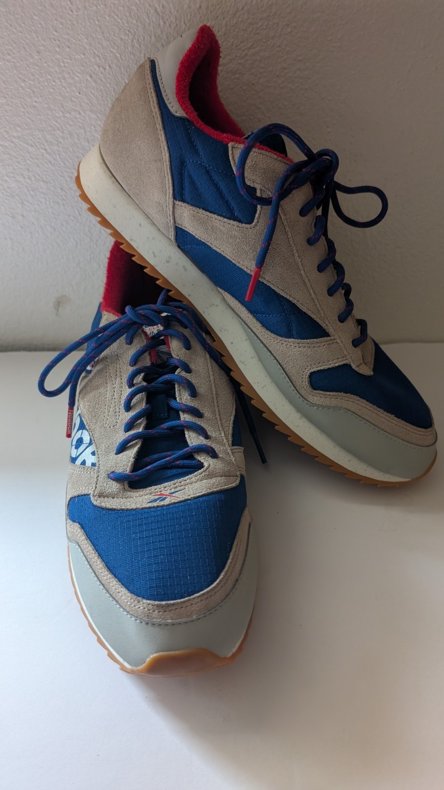 Reebok Men Low Top Lace-Up Athletic Sneakers Blue Beige Gray Red Rubber Sole