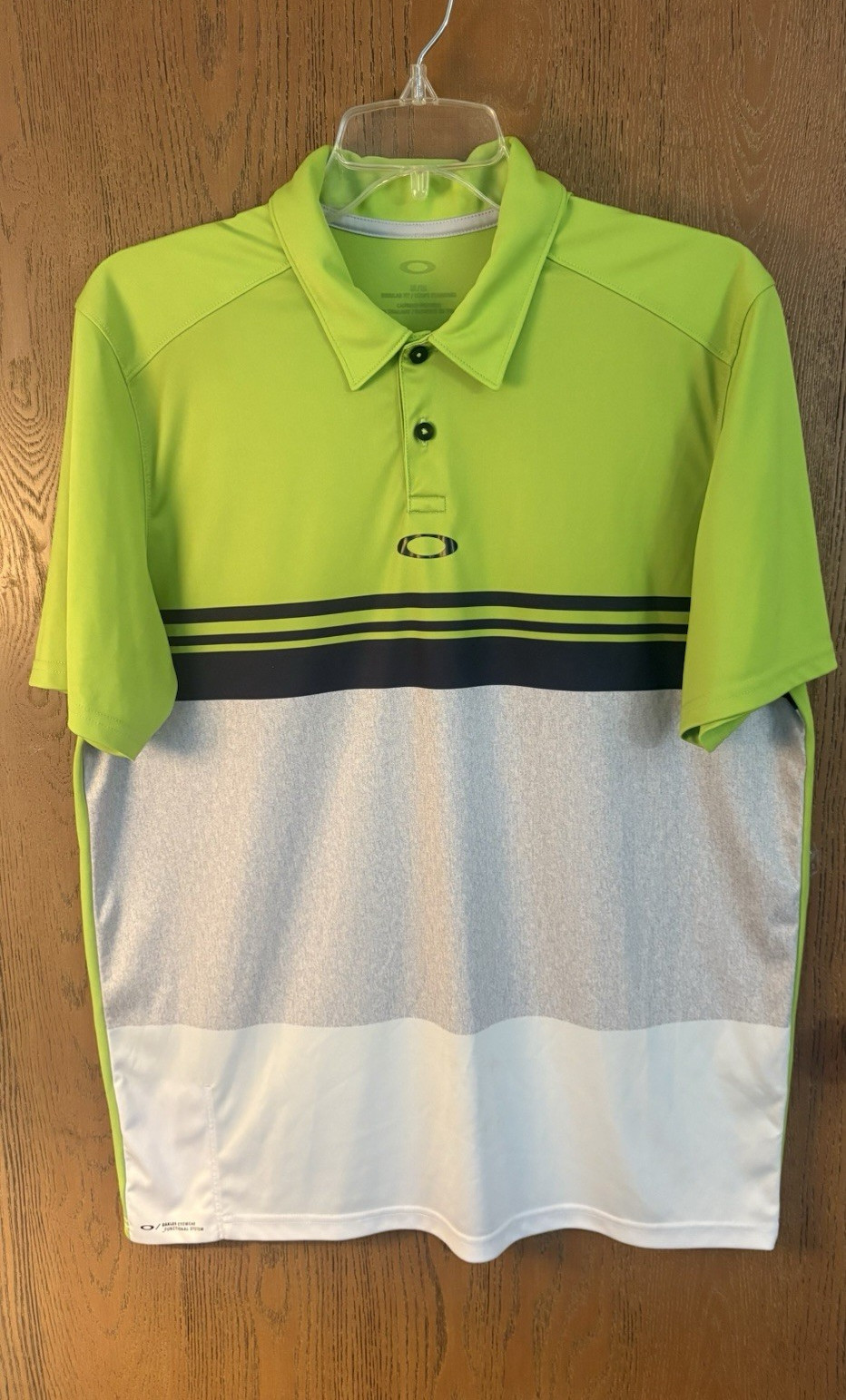 Oakley Men’s M Polo Green/White/Black/Gray Colorblock Logo Button Short Sleeve