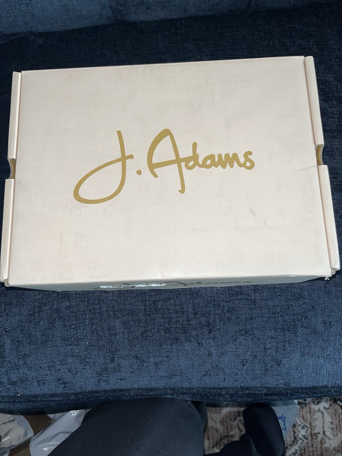 J. Adams Honey Silver Glitter Size 6 Women’s Dress Shoe, For All Occasions.