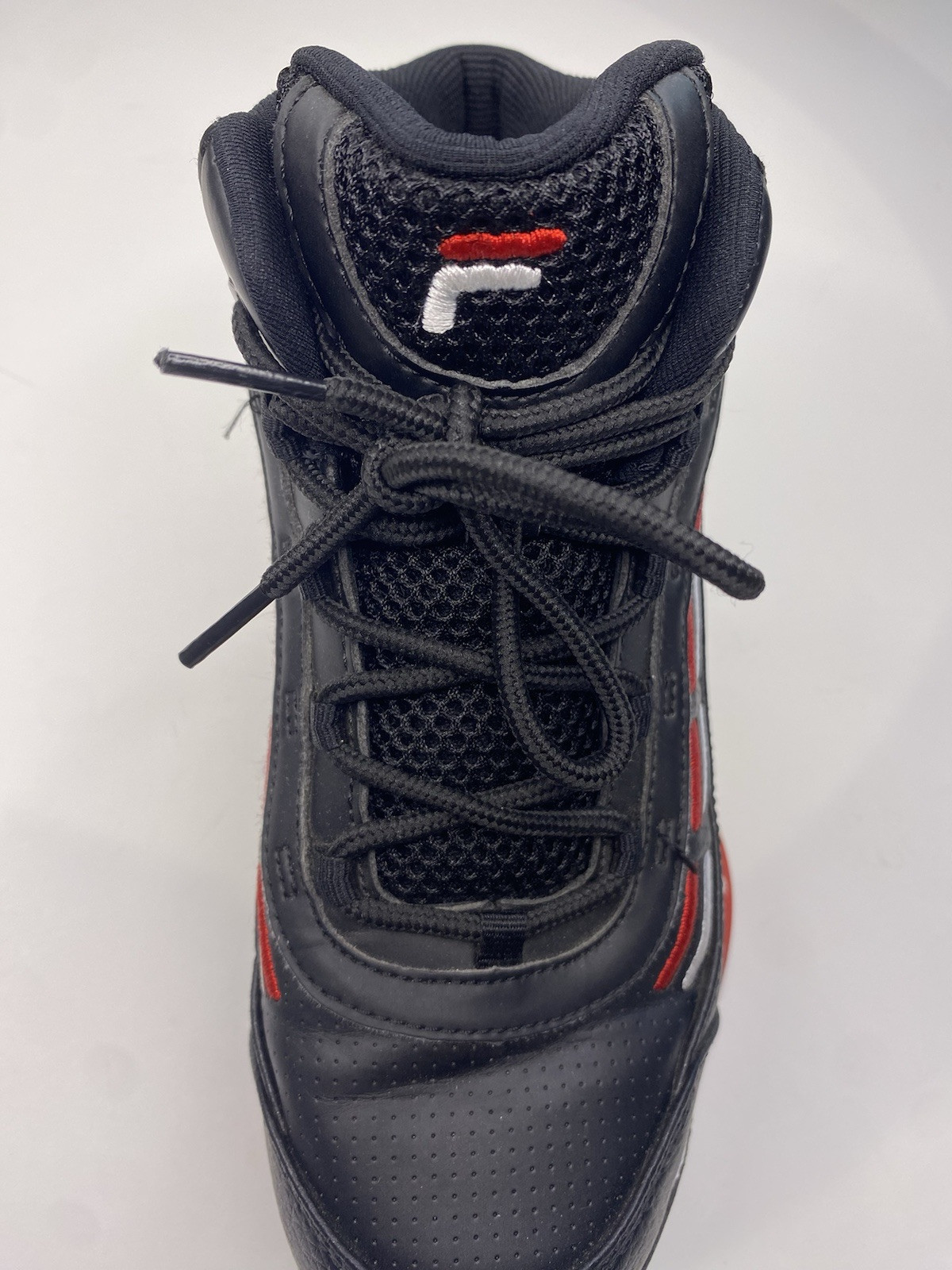 Fila Spitfire Women’s Sneakers Size 6 AUS / 36 EUR /4 US Cleats Black