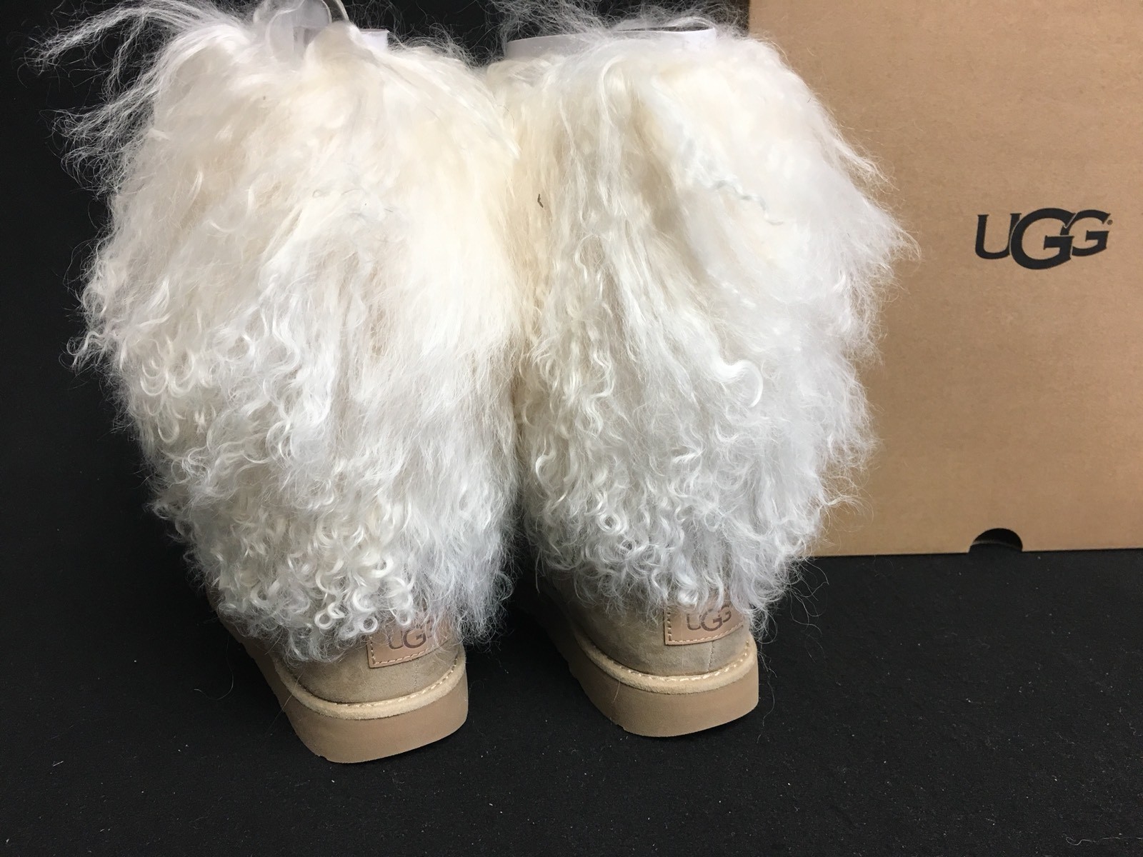 UGG Australia Lida RARE Natural LONG MONGOLIAN SHEEPSKIN CUFF BOOTS 2017 1017516
