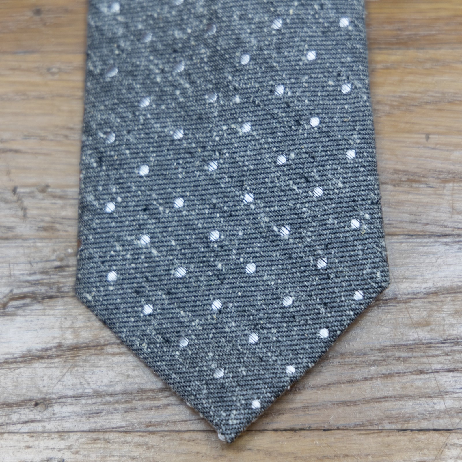 The Tie Bar Gray White Polka Dot Silk Tie 3.25 x 58 Necktie Mens
