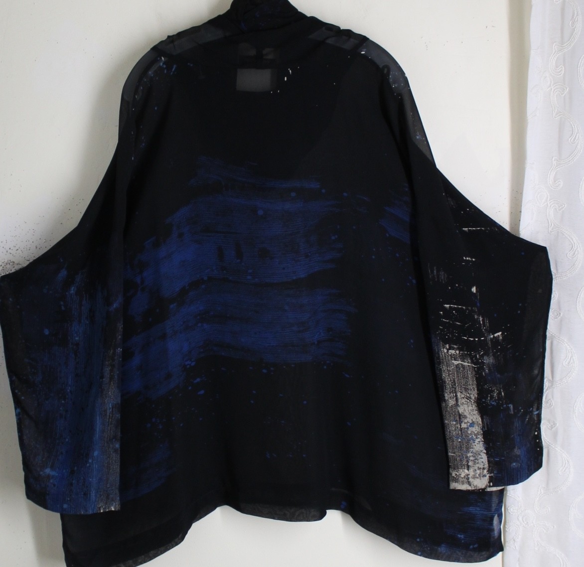 New Eskandar Sz 0 Silk Chiffon Flowing Black Blue Beige 27″Long Monk Cowl Top