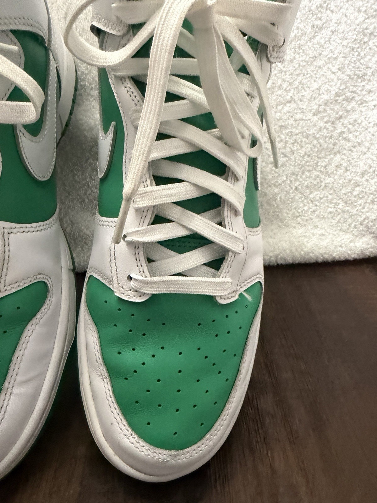 Size 10 – Nike Dunk High White Stadium Green