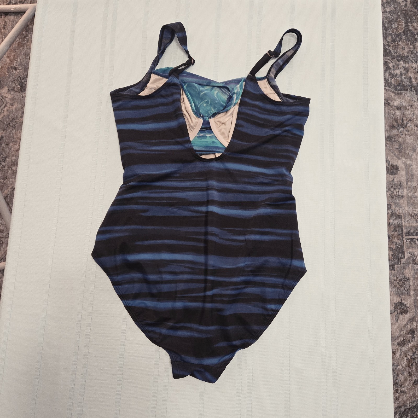 Kirkland MiracleSuit Womens One Piece Swimsuit Size 12 Blue/Teal/Black Lined