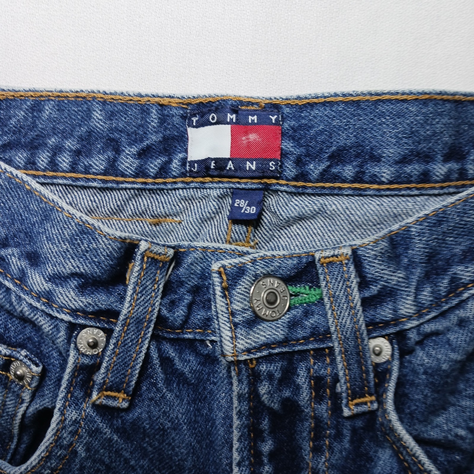 Vintage 2001 Tommy Hilfiger Mens Straight Leg Jean 26X30 Raw Blue Denim USA