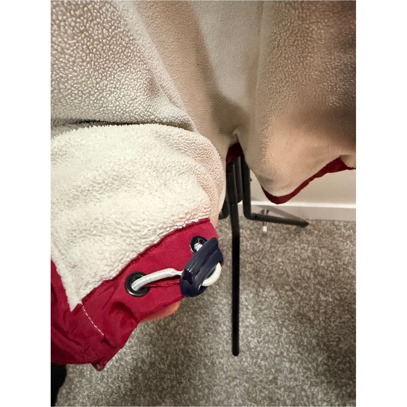 Wilson Y2K Maroon/Red Hooded Jacket with Packable Hood SZ XL