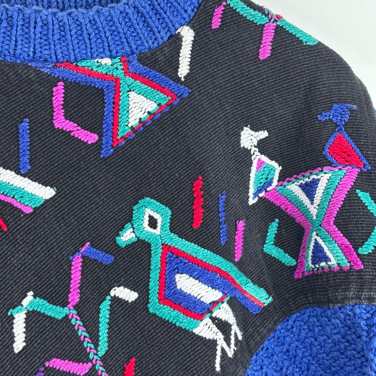 Vintage 90s Embroidered Aztec Bird Sweater S Vale La Pena Guatemala Southwestern