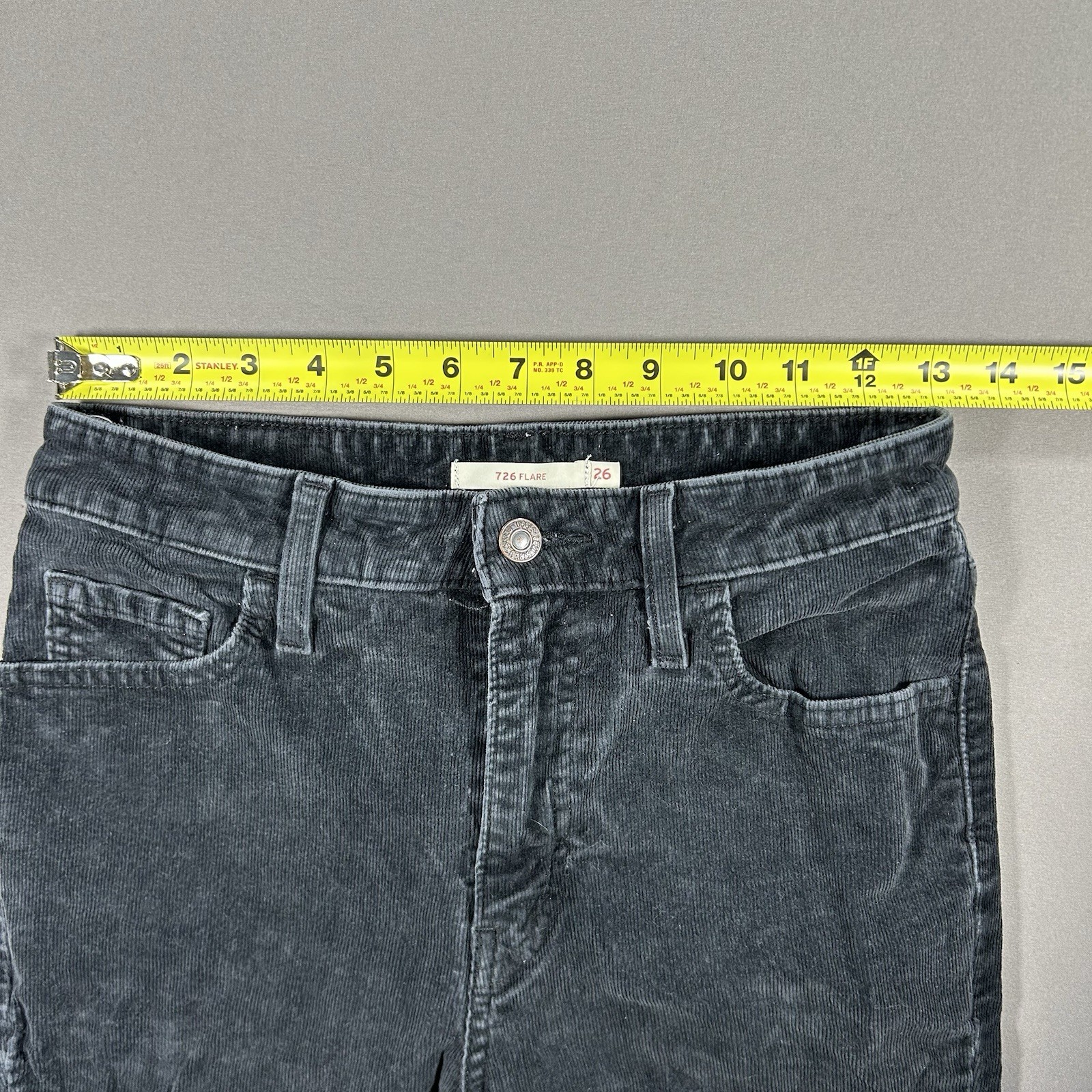 Levi’s 726 Flare High Rise Corduroy Pants Size 26×29 Woman’s Black