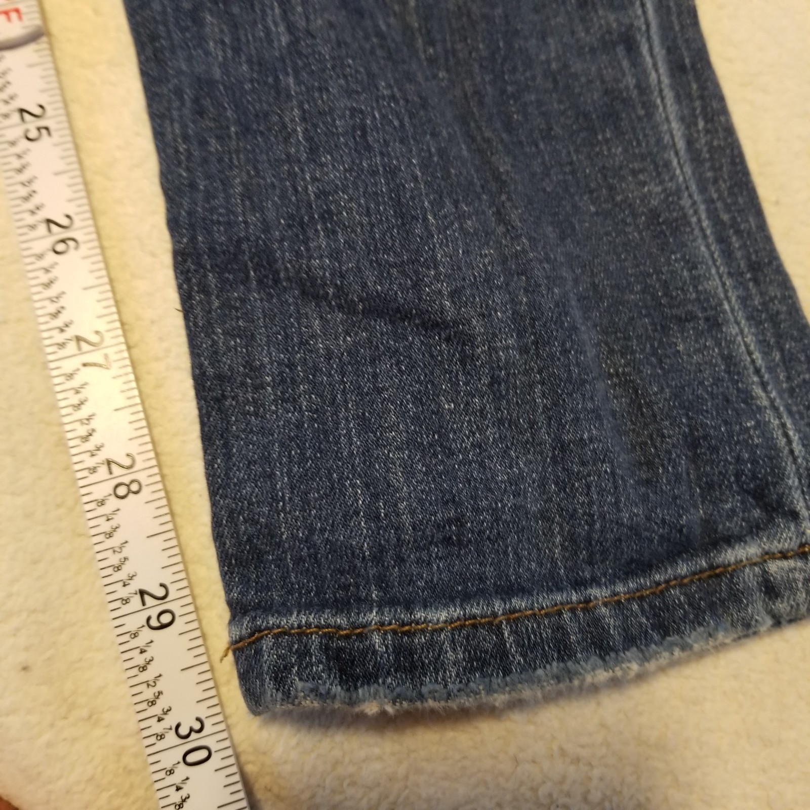 Joe’s Jeans The Icon Skinny Size 31 Mid Rise Distressed 98% Cotton