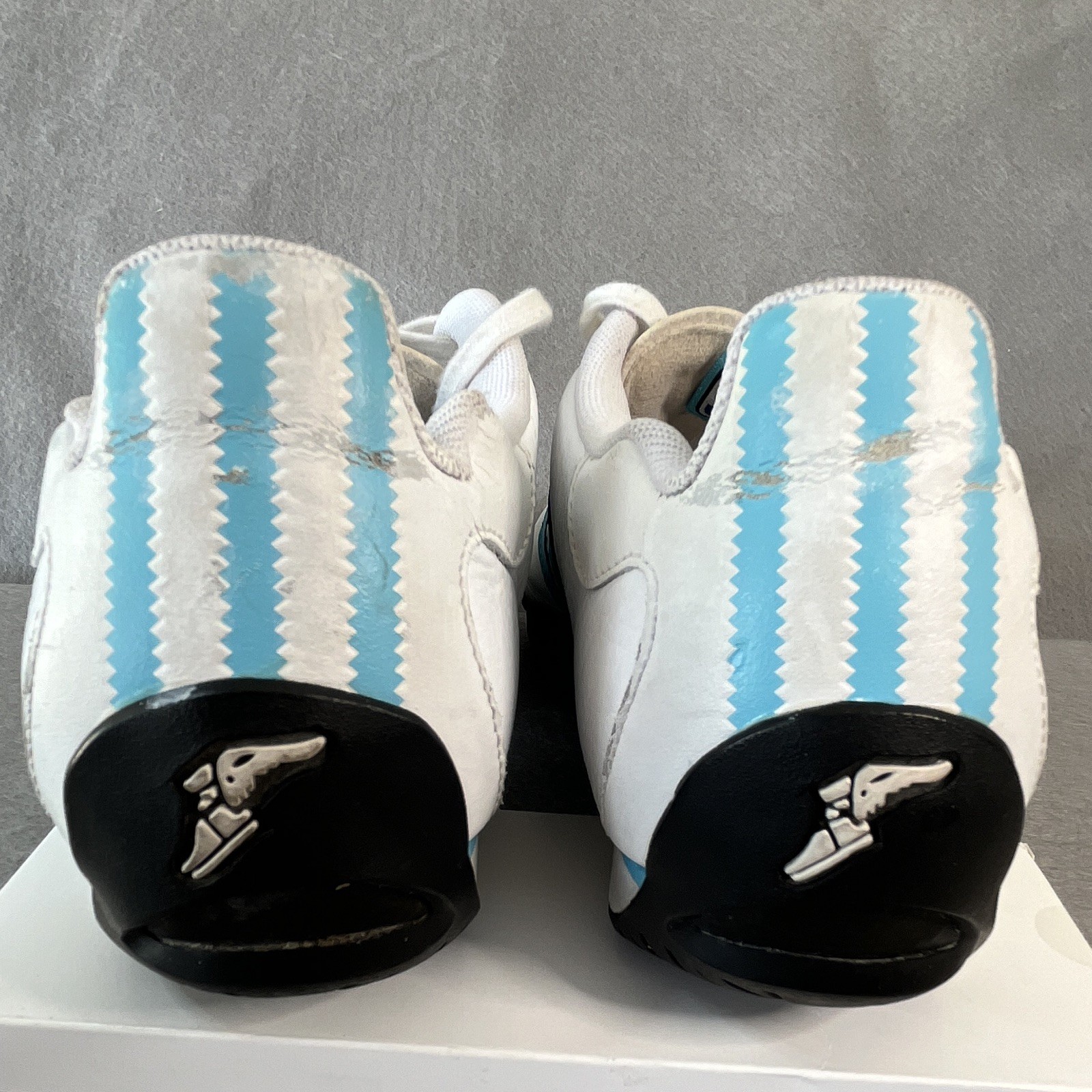 2006 adidas Team Goodyear Men’s Adiracer Low Leather Sneakers White/Blue/Black