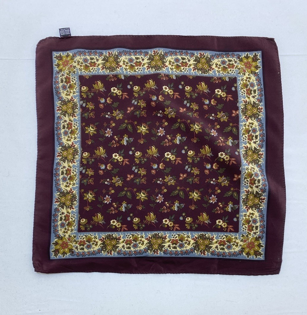 ELEGANT women’s Silk Brown Pocket Square W A Dloral Print 14″/14″M.in.italy
