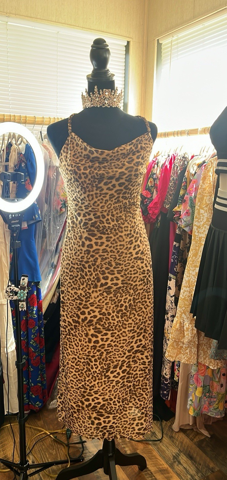 Kirious by Los Angeles Women’s S Long Leopard Slip Dress Cowl Neck Criss-Cross