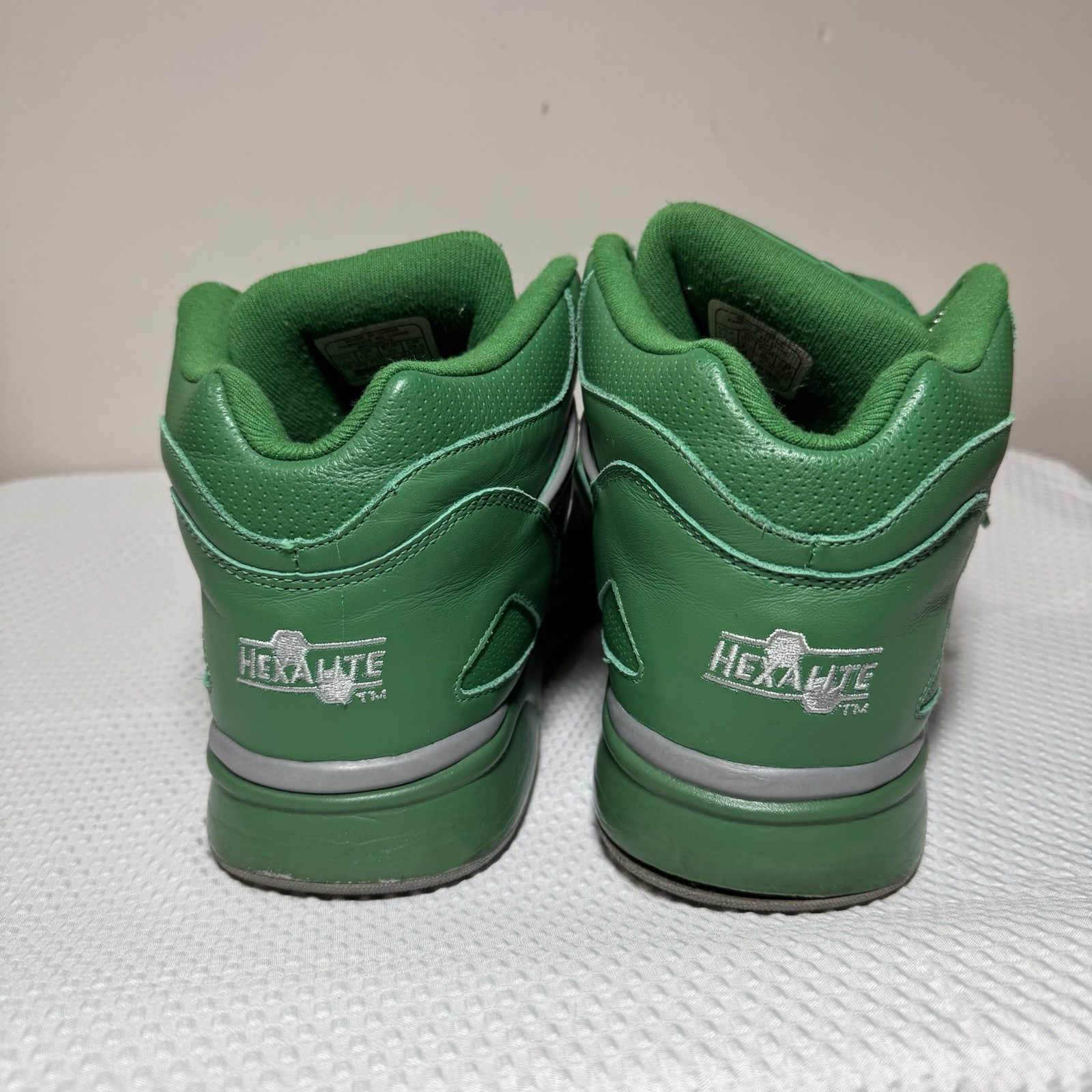 Reebok Pump Omni Zone 2 Celtics Rare 11.5