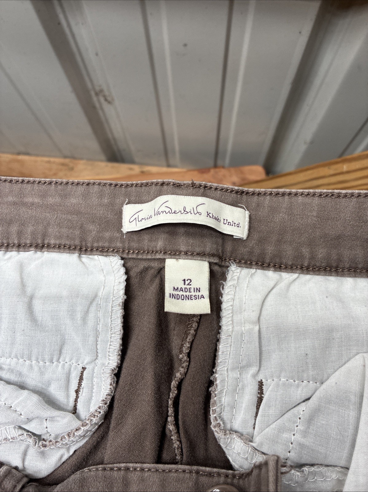 Lot 3 Capris Pants Gloria Vanderbilt 12 St John’s Bay 12p Relativity 12 Petite