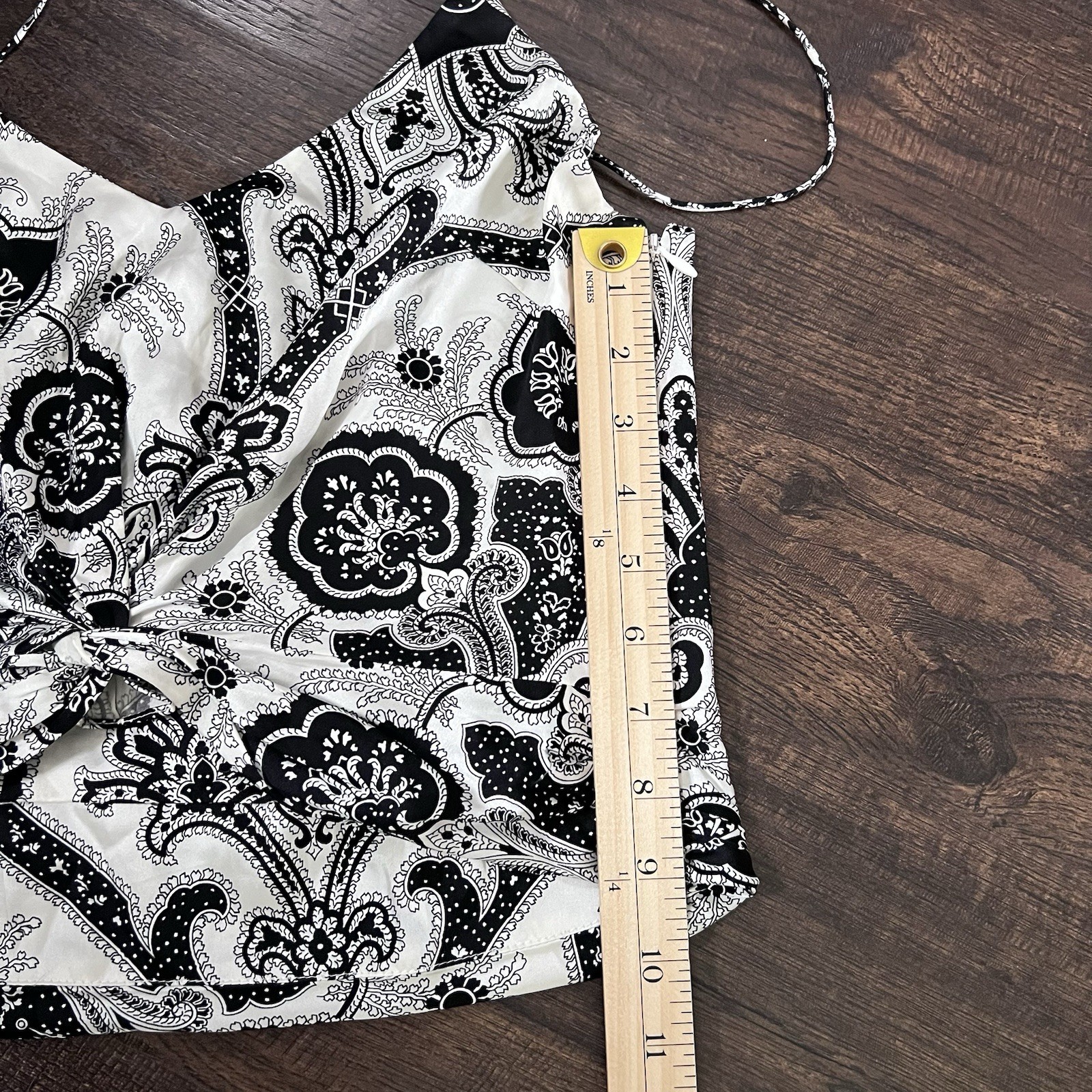Caroline Constas Size Small Blouse Silk Cropped Tank Black white All Over Print
