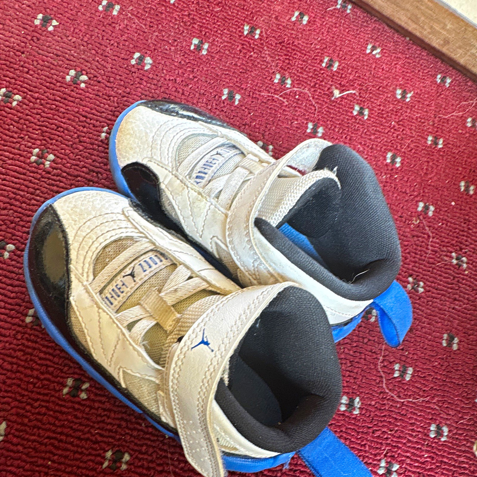 Jordan Boys Hook & Loop Sneakers White/Black/Blue US 7C EU 23.5 DQ8433-140