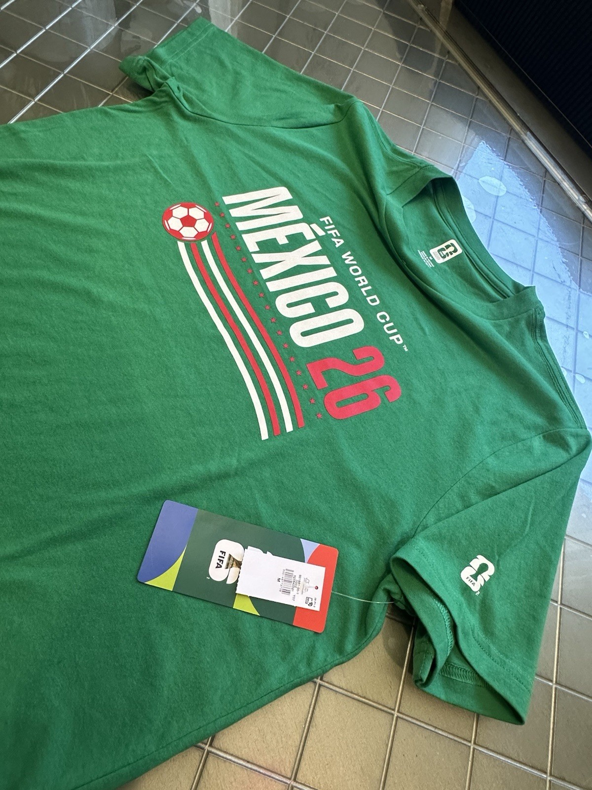 Old Navy Unisex FIFA World Cup 2026 Mexico Graphic T-Shirt – Size M