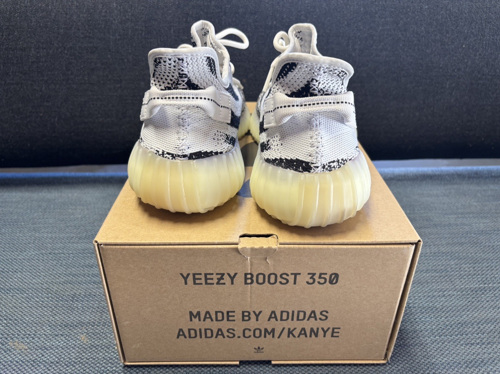 adidas Yeezy Boost 350 V2 Zebra – Size 10