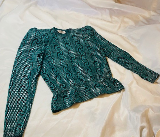 Vtg. ST JOHN Green & Black Synthetic Fiber & Wool Knit Peplum Top, sz 6, VGUC