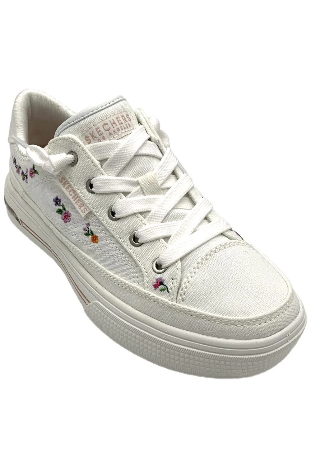 Skechers Women’s Arch Fit Arcade Subtle Bouquet Sneakers White